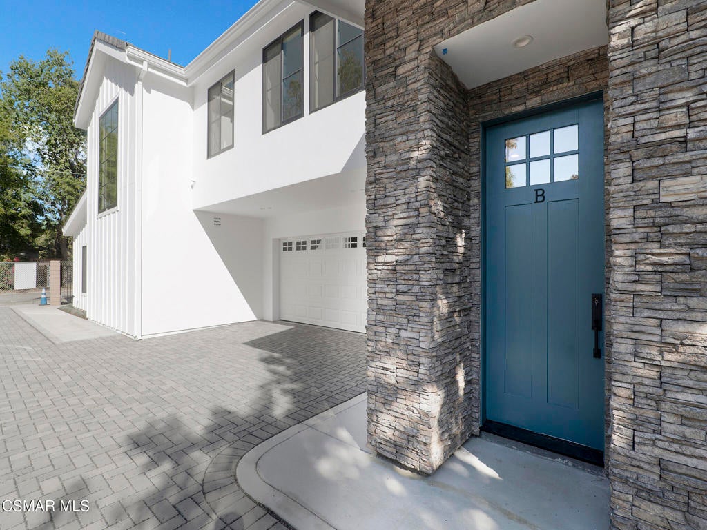 Photo of Listing #226001659