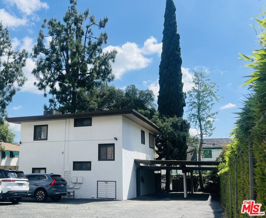 Photo of Listing #26673641