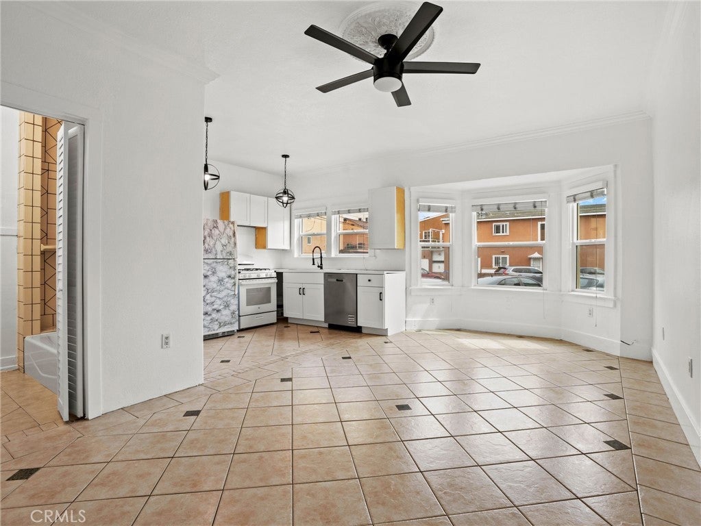 Photo of Listing #OC26073085