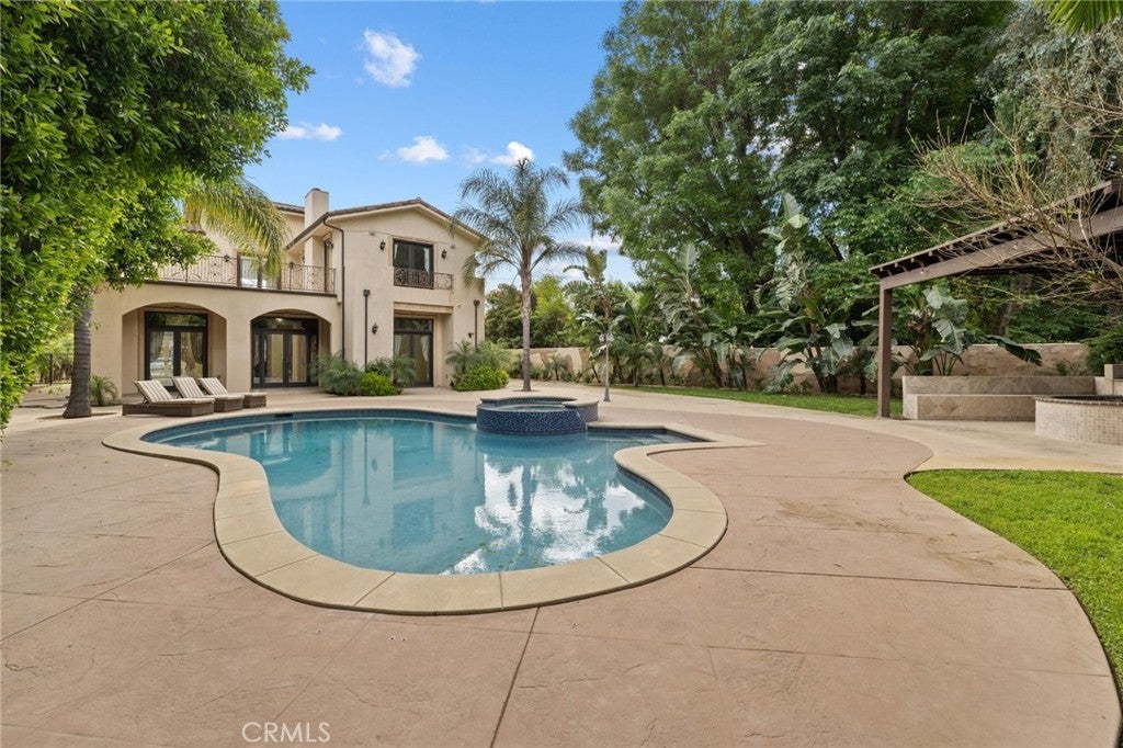 Photo of Listing #SR26078355