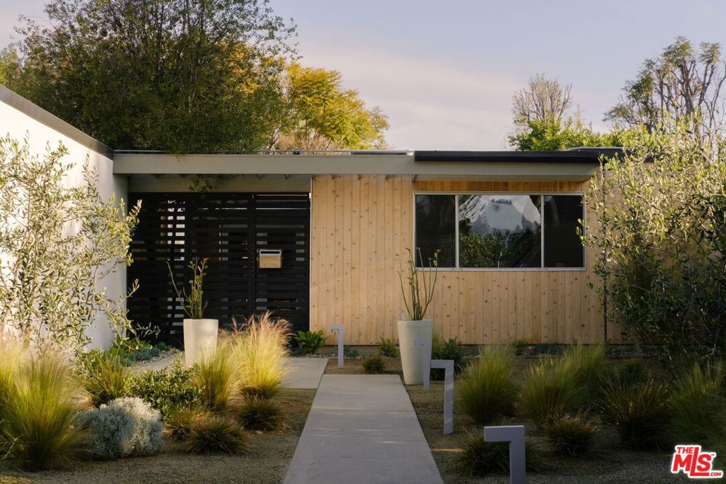 Photo of Listing #26705505