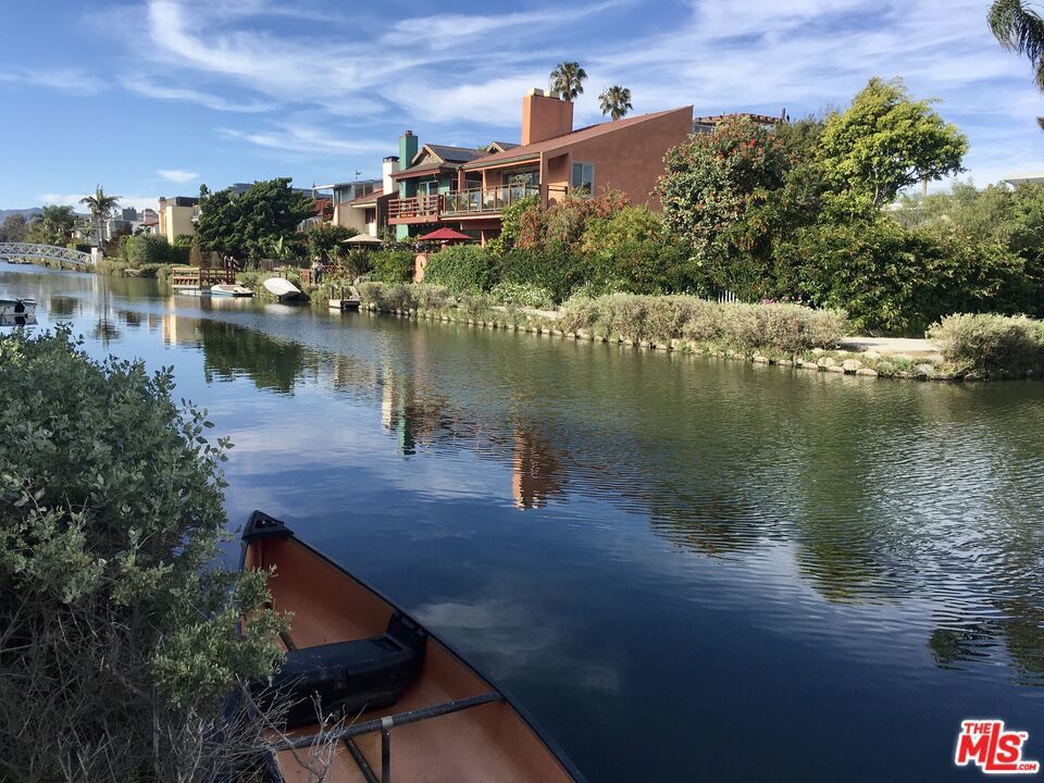 Photo of Listing #26700997