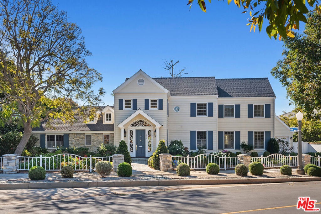 Photo of Listing #26695615