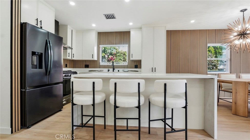 Photo of Listing #SR26078948