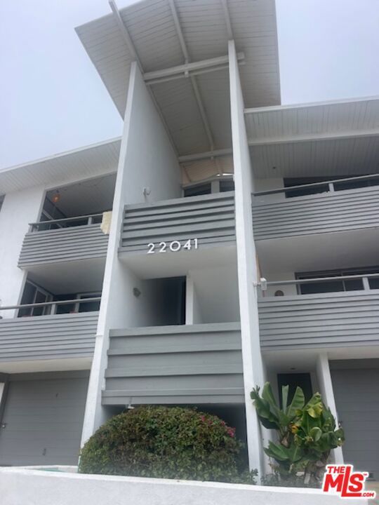 Photo of Listing #26718329