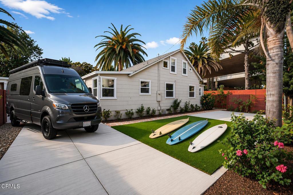 Photo of Listing #V1-35787