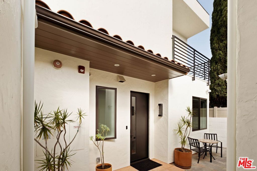 Photo of Listing #26715717