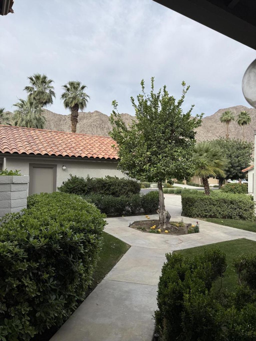 55456 Firestone, La Quinta