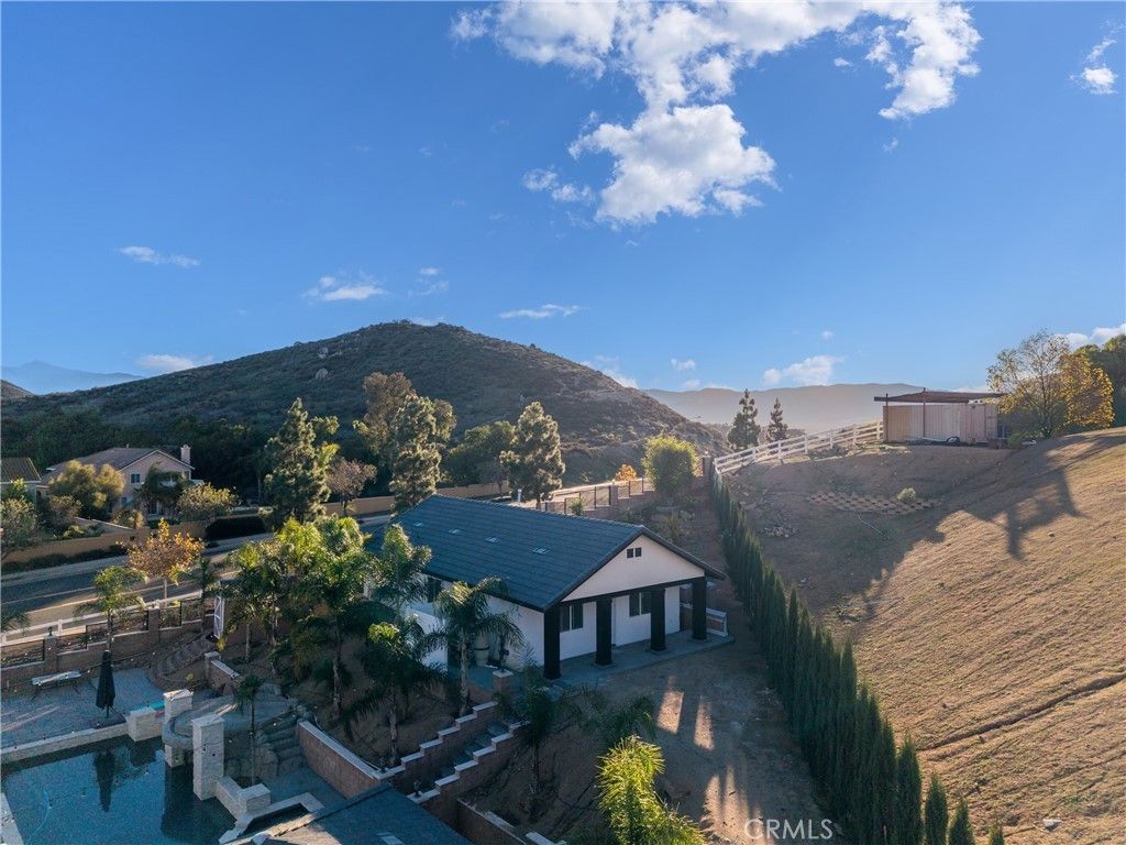 620 Silver Spur Way, Norco