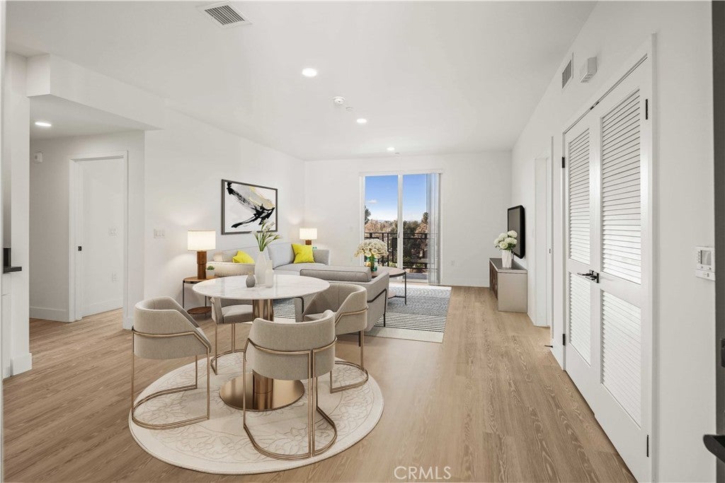 Photo of Listing #SR26080405