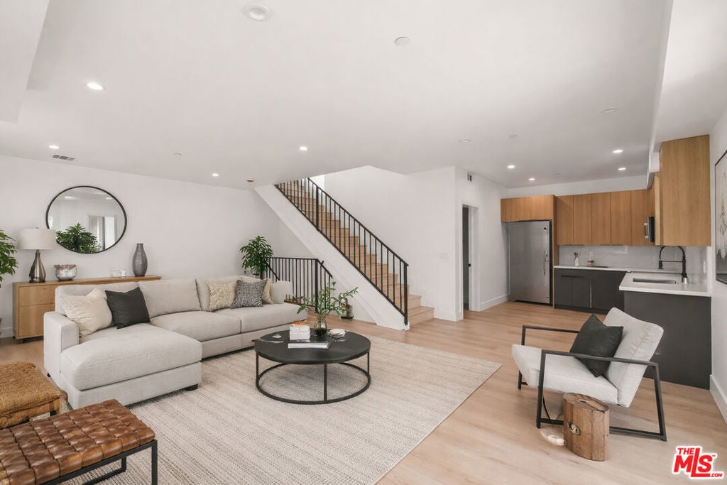 Photo of Listing #26724757