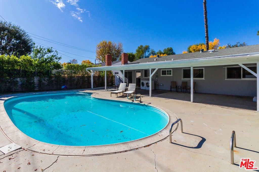 Photo of Listing #26725335