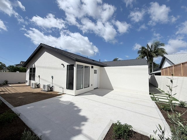 Photo of Listing #OC26080465