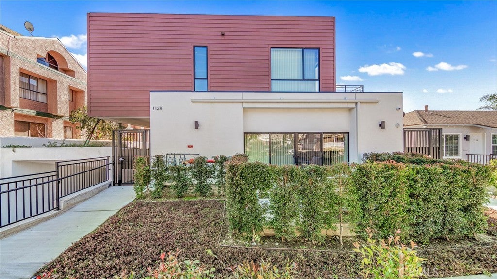 Photo of Listing #SR26080941