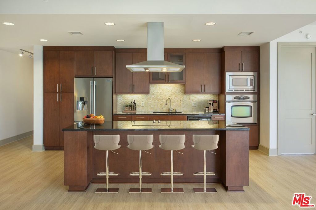 Photo of Listing #26742503