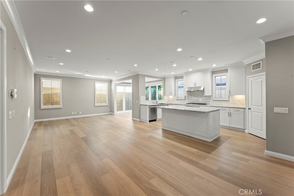 Photo of Listing #OC26082874