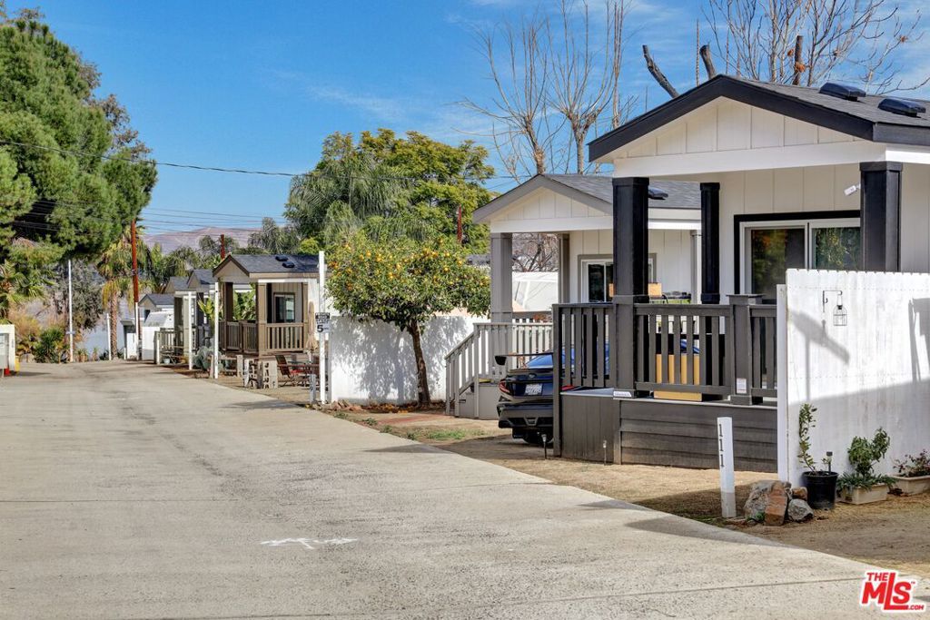 Photo of Listing #26754345