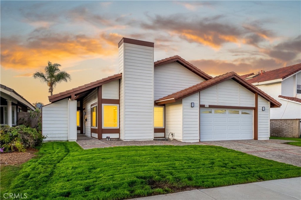 Photo of Listing #NP26085175