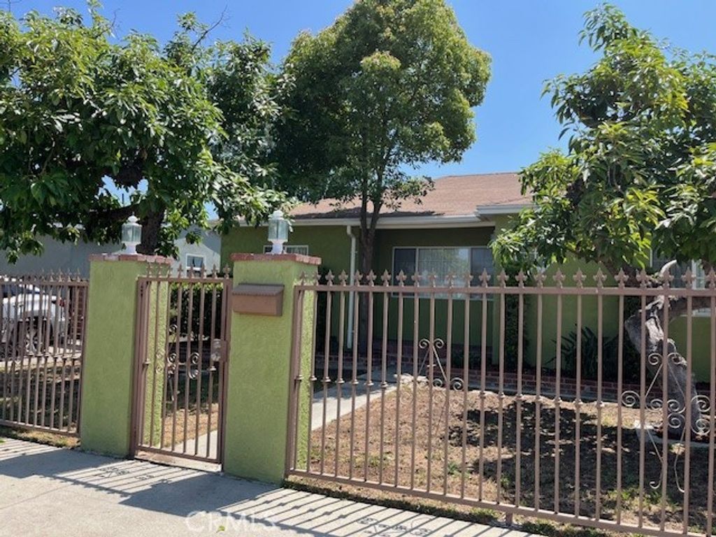 9025 Gullo, Arleta