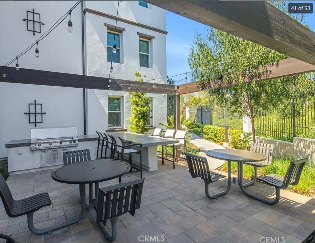 8016 Santa Fe Springs, Whittier