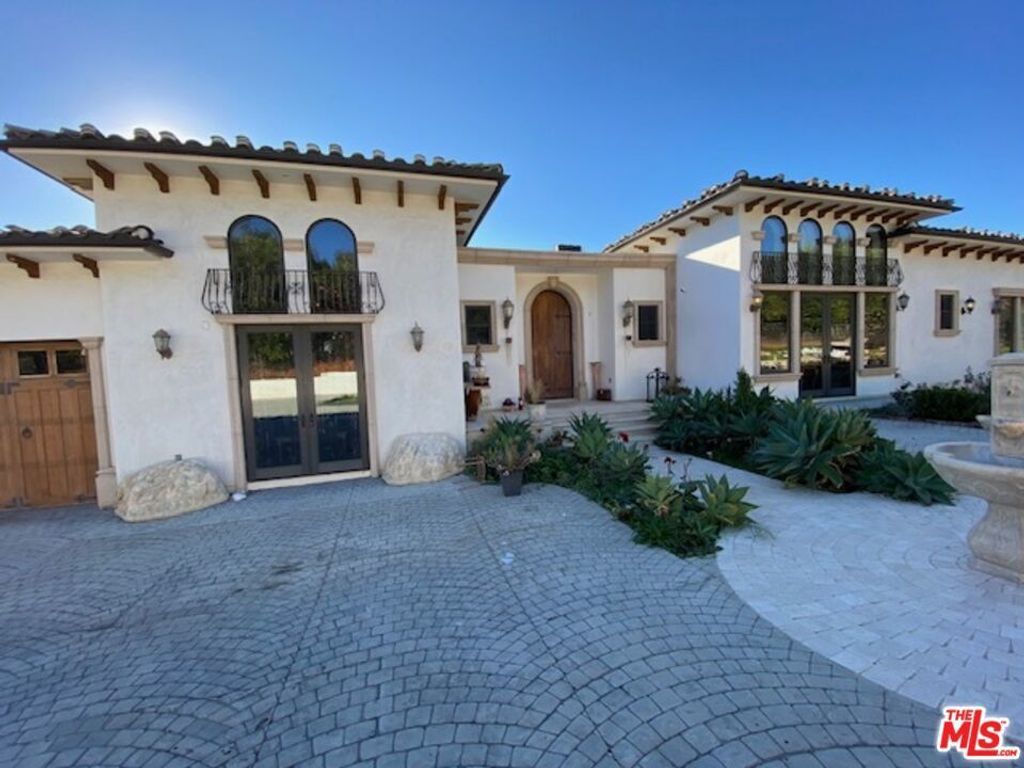 27901 Pacific Coast Highway, Malibu