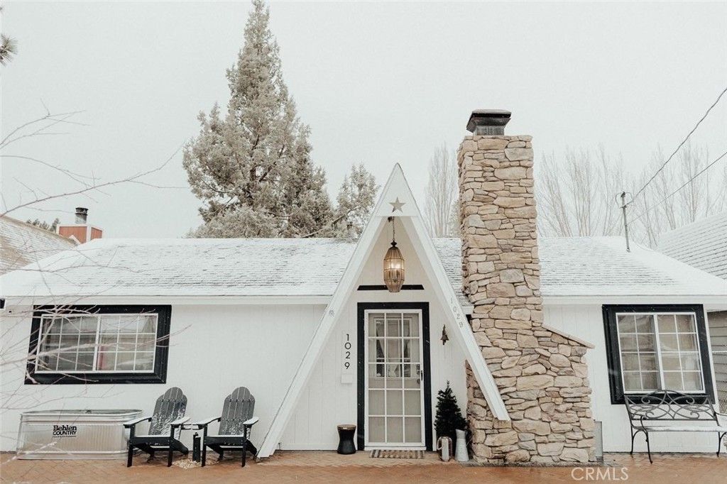 1029 W Aeroplane, Big Bear City