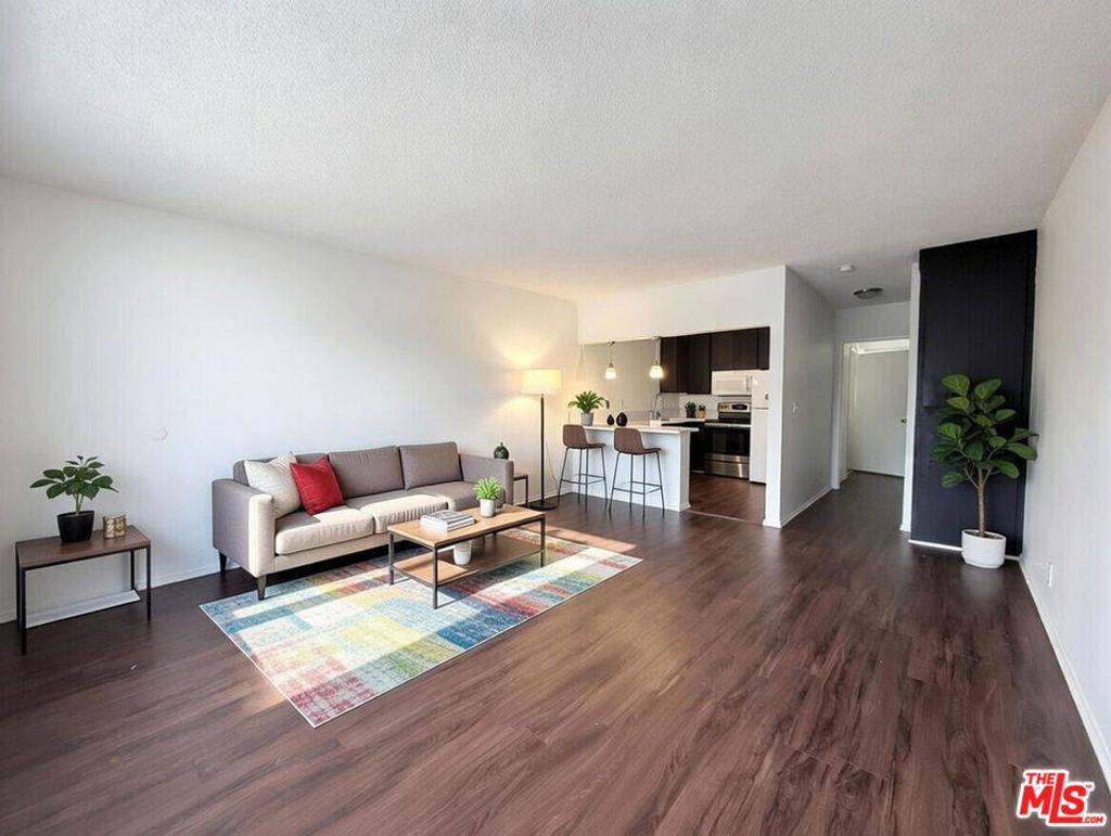 1125 W 36th Place # #8, Los Angeles