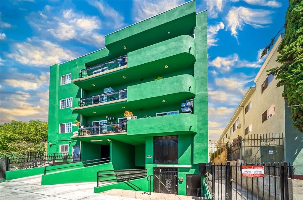 316 S New Hampshire # 204, Los Angeles