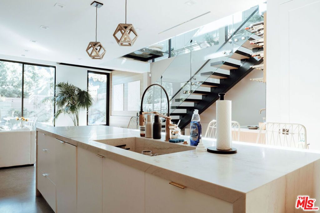 115 Park Place, Venice