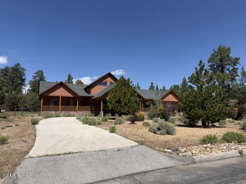 1099 Heritage Trail, Big Bear