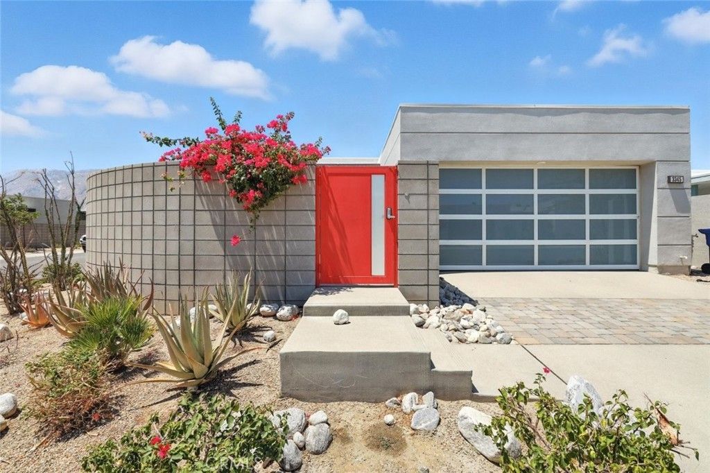 3345 Ambassador Drive, Palm Springs