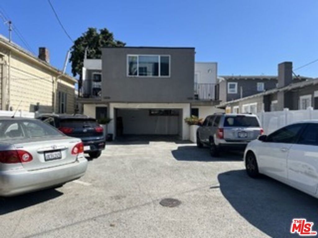 1608 W 36th Place, Los Angeles