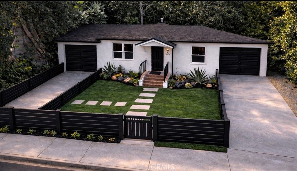 974 W 5th, San Pedro