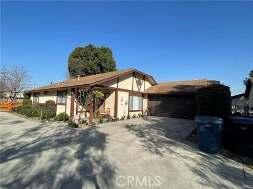 16641 California, Bellflower