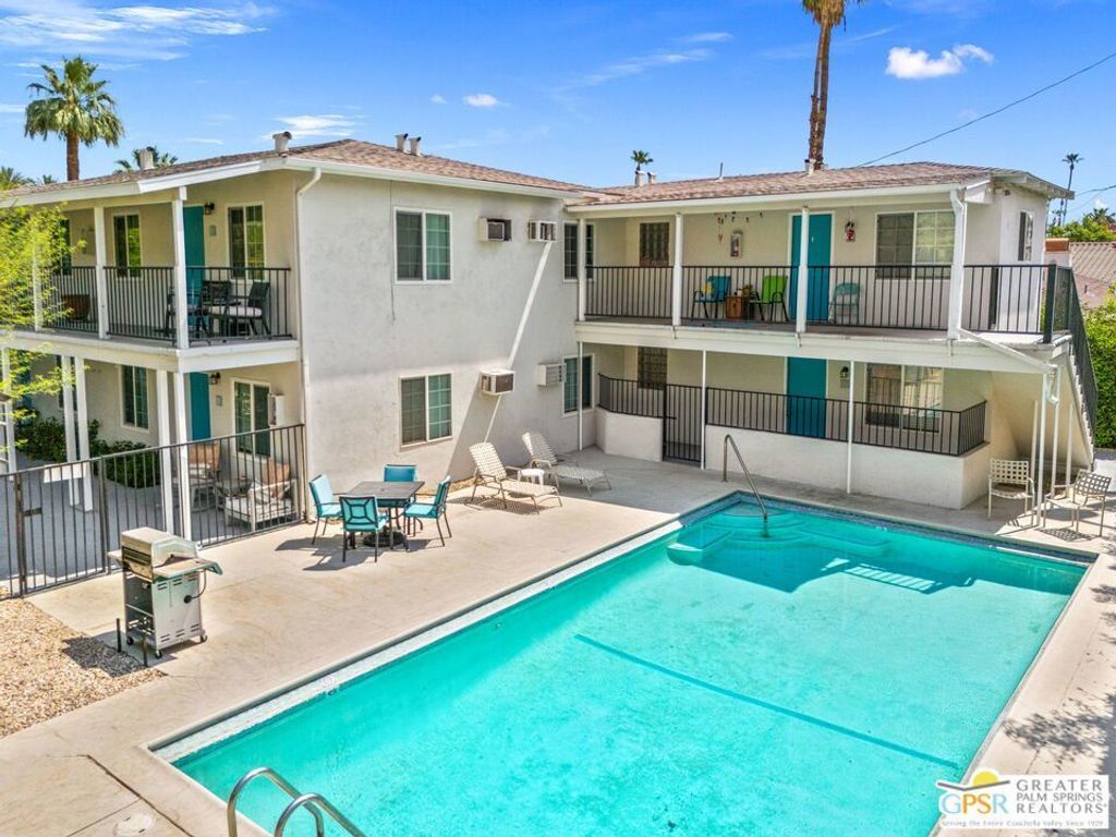 1674 S Via Salida # 6, Palm Springs