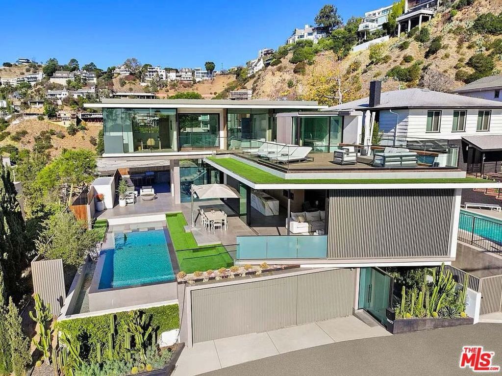 1807 Blue Heights Dr Drive, Los Angeles