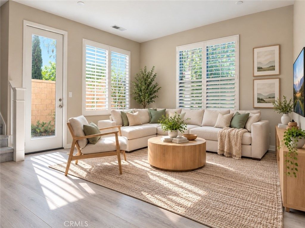 105 Outwest, Irvine