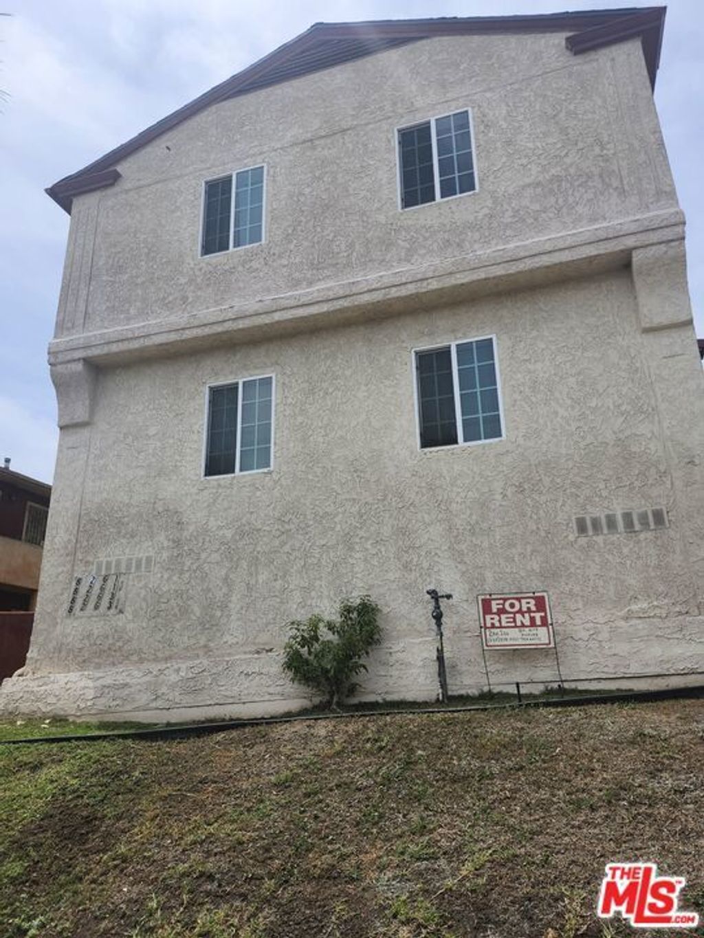 8261 Crenshaw Drive, Inglewood