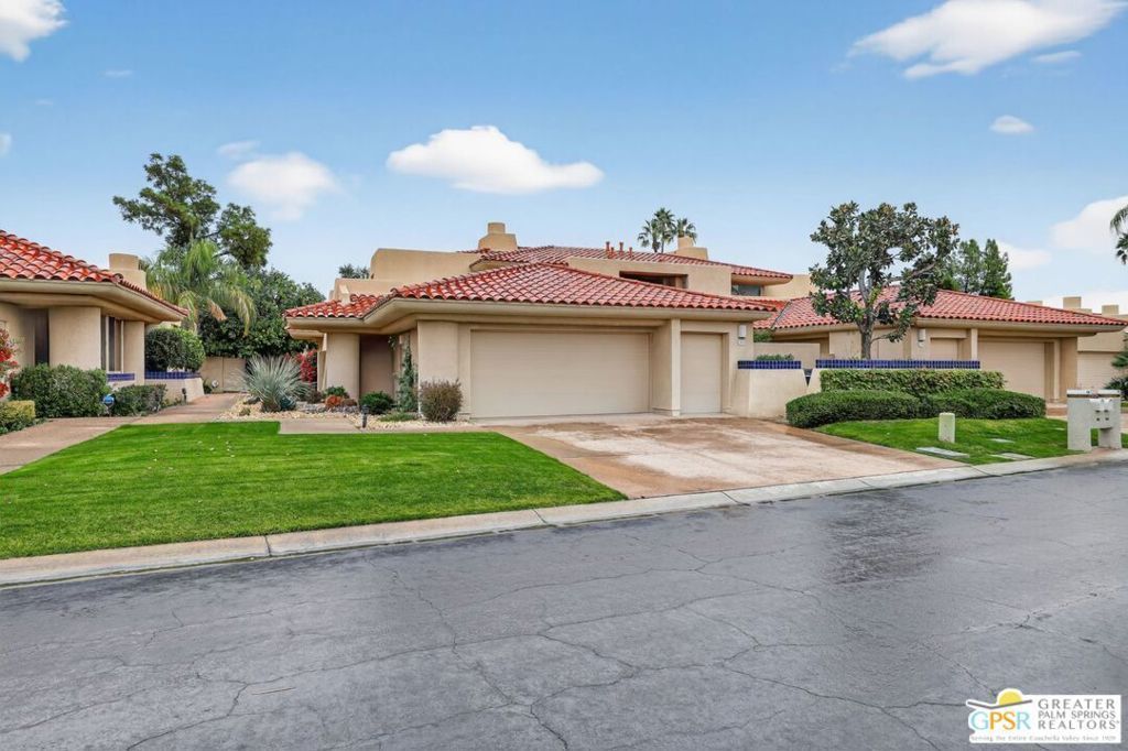 196 Kavenish Drive, Rancho Mirage