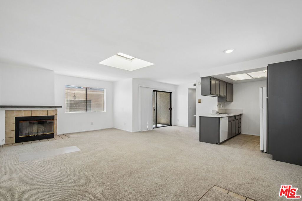 11924 Mayfield Avenue # 5, Los Angeles