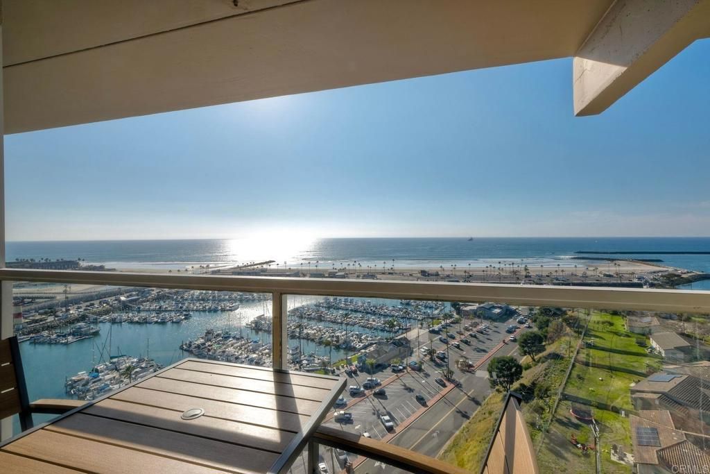 1200 N Harbor, Oceanside