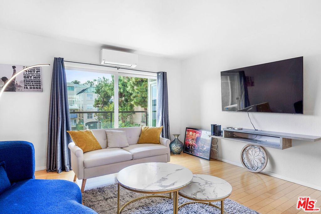 9005 Cynthia Street # 413, West Hollywood