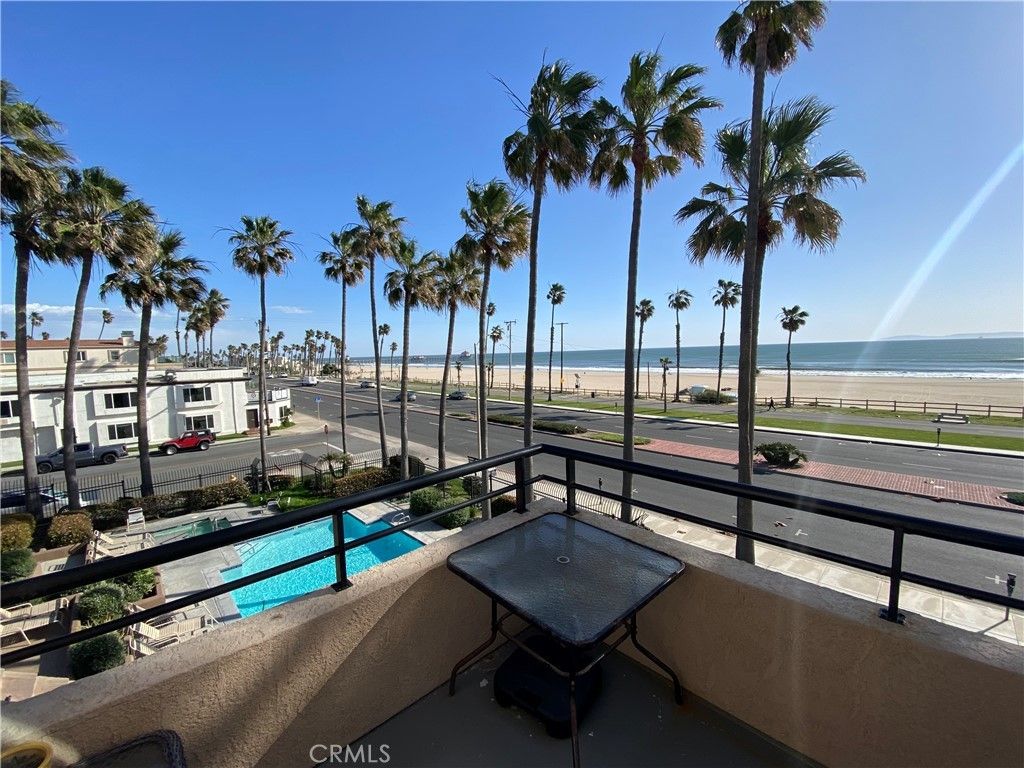 1200 Pacific Coast, Huntington Beach