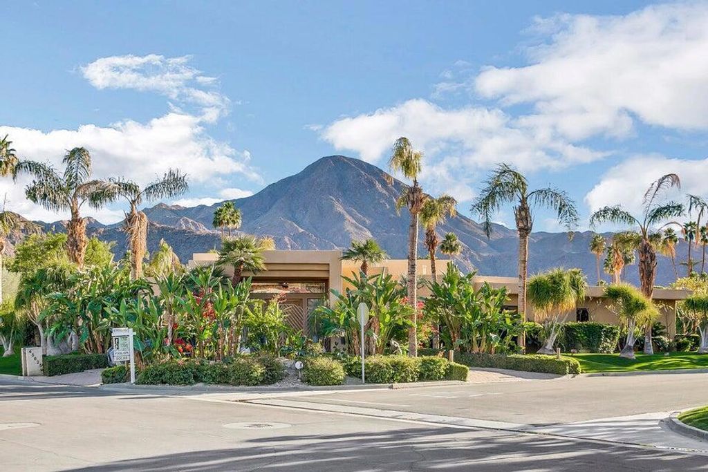 45625 Apache Road, Indian Wells