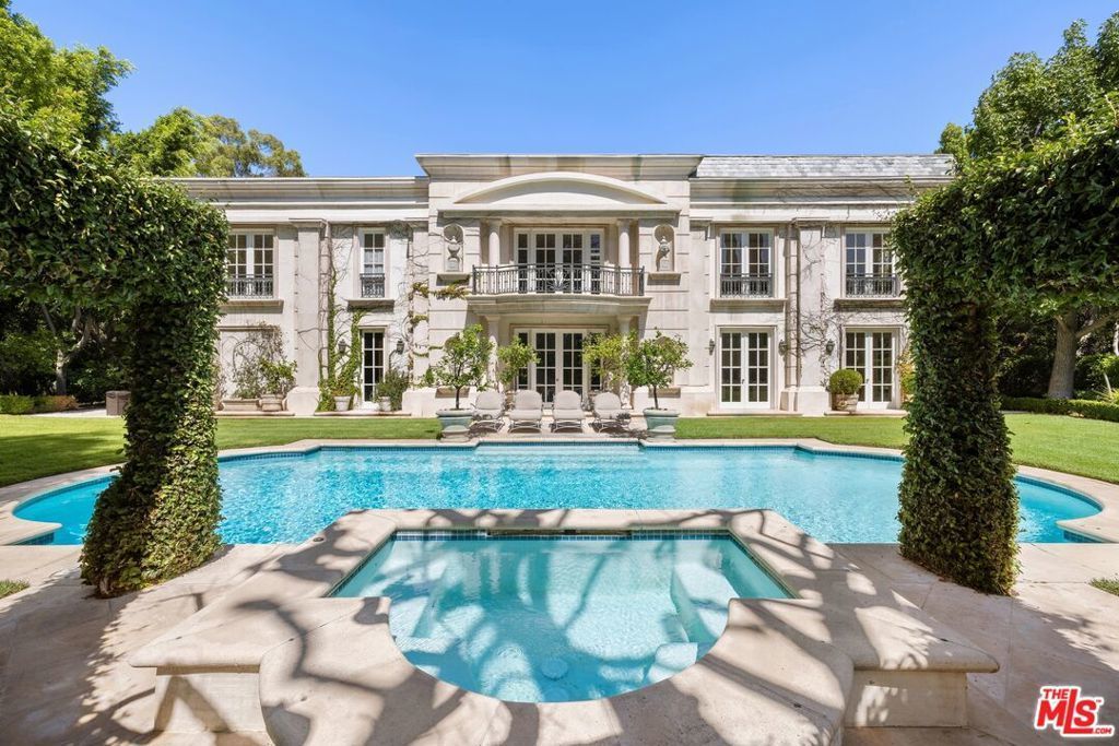 9742 Wendover Drive, Beverly Hills