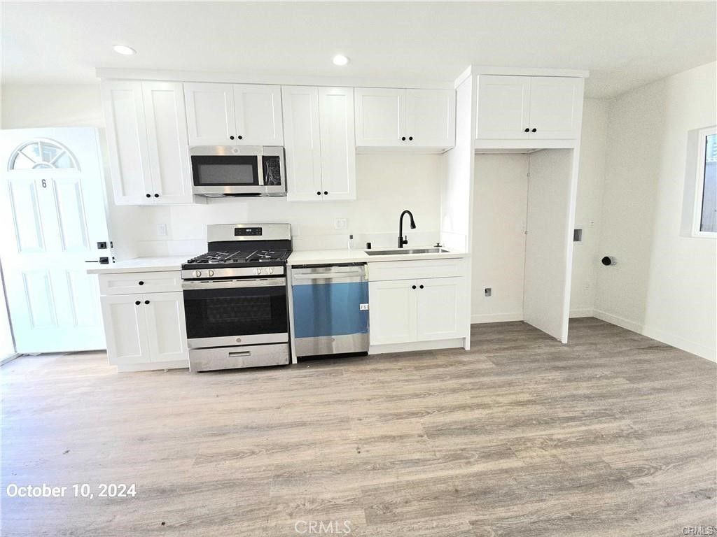 8524 Beverlywood Street # 8524 1/4, Los Angeles