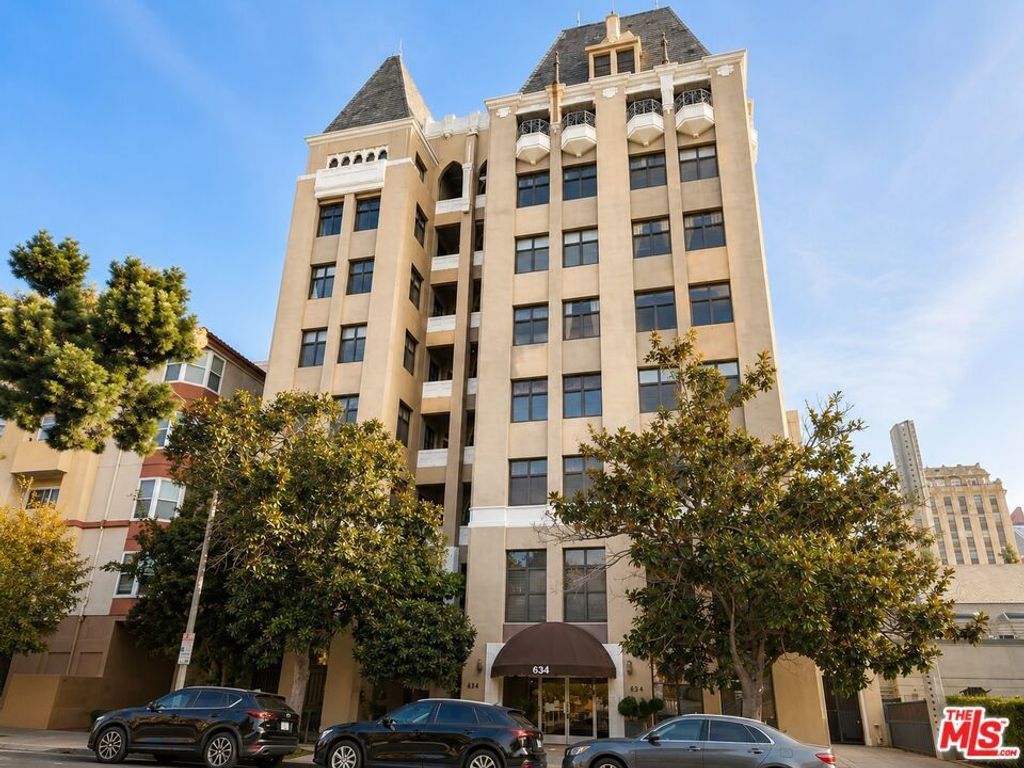 634 S Gramercy Place # 200, Los Angeles