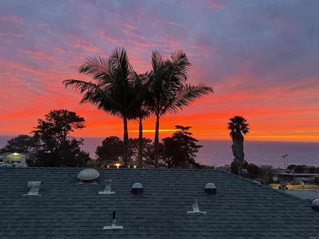 335 10th Street, Del Mar