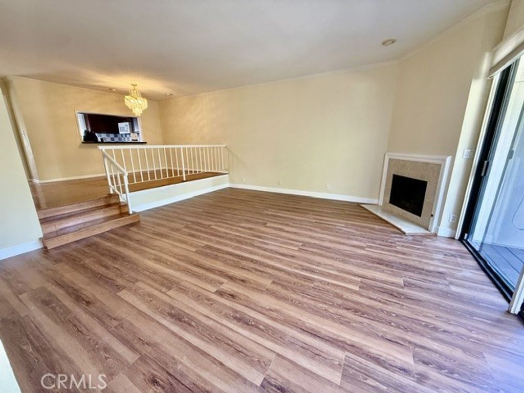 21800 Marylee # 59, Woodland Hills
