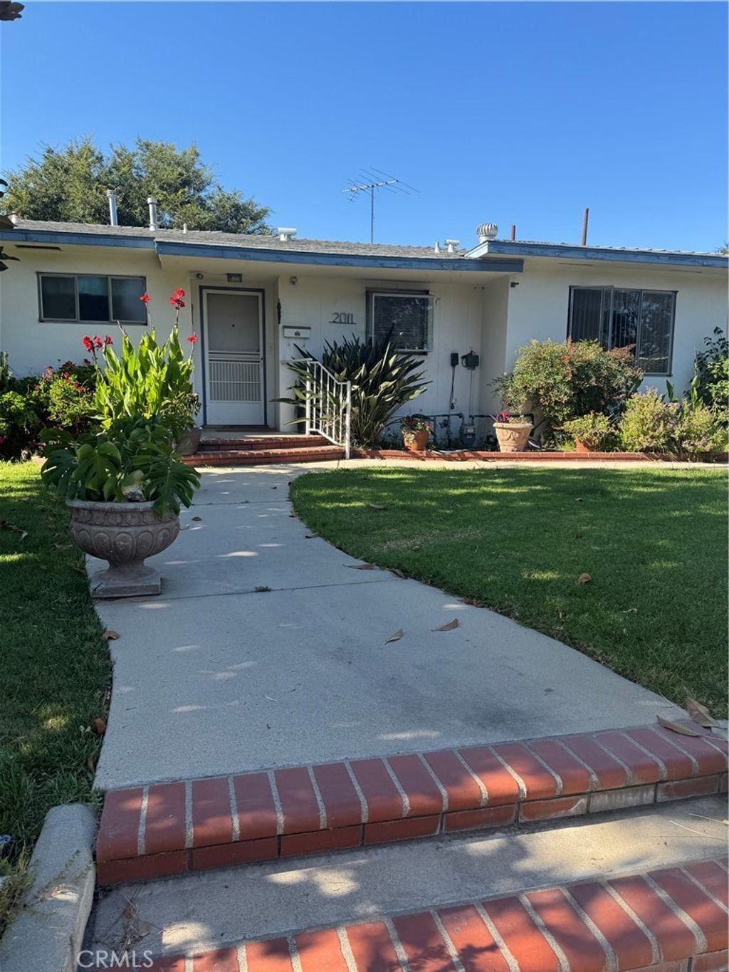 2011 E Orange Grove, Orange